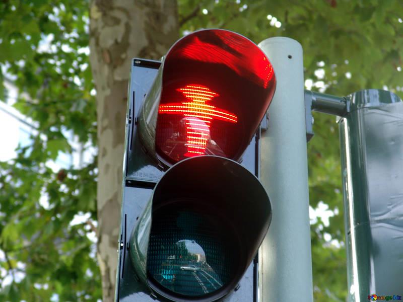 avançar em sinal vermelho é considerada uma infração de trânsito gravíssima