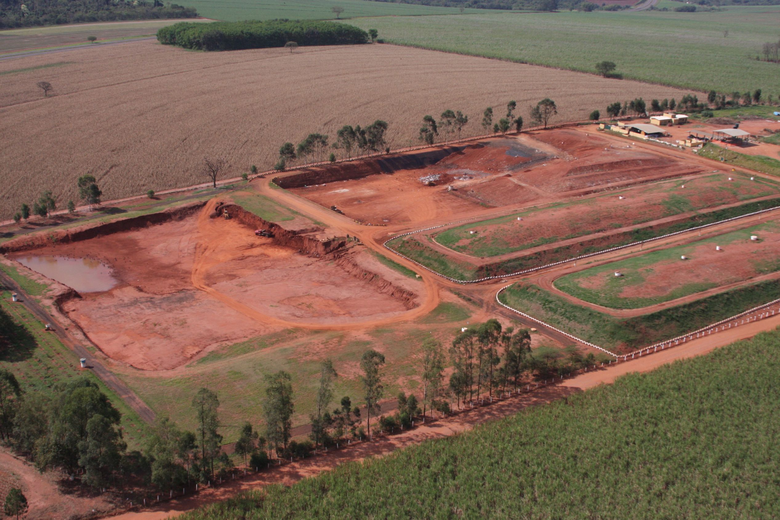 estrutura de um aterro sanitário