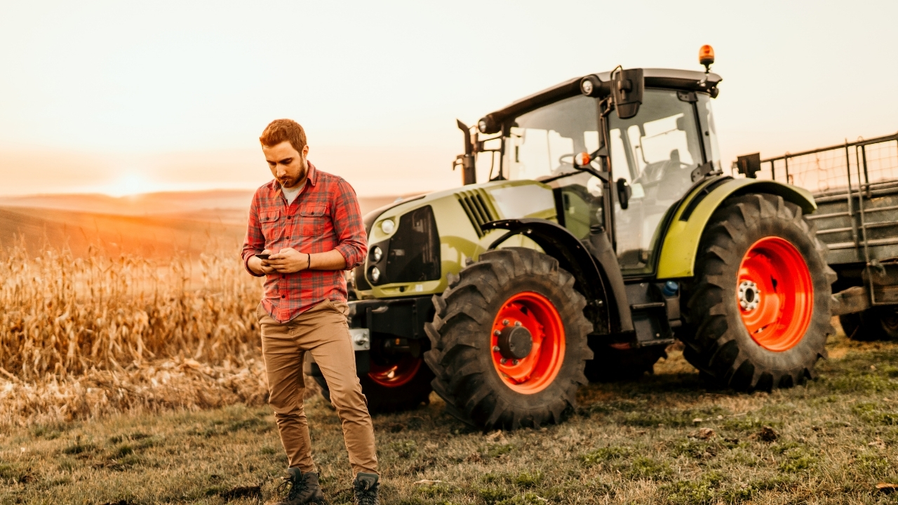 Brunaldi realiza leilão de maquinário agrícola; saiba como participar