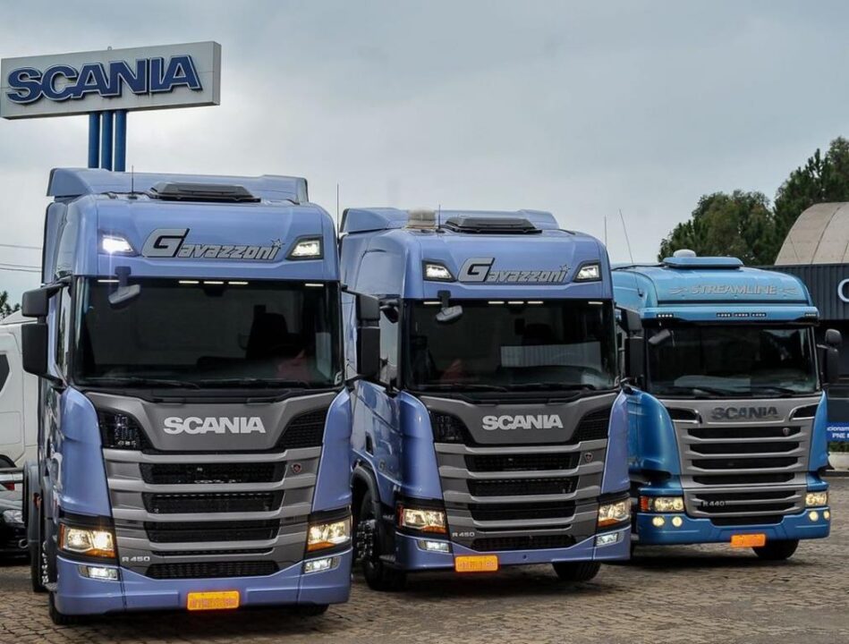 O Scania R450 veio logo atrás da Volvo com cerca de 6.772 unidades emplacadas, entrando para o segundo lugar da lista de caminhões mais vendidos no Brasil no ano de 2021.