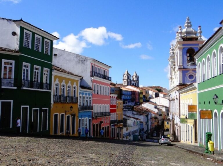 Feirão Santander tem Diversos Imóveis na Bahia com Valores Abaixo das Avaliações!
