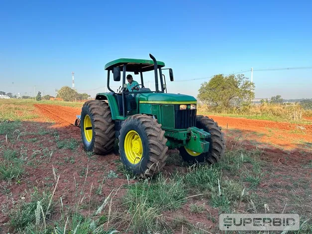 Brunaldi Agronegócios realiza leilão de Máquinas e Implementos Agrícolas por lances a partir de R0