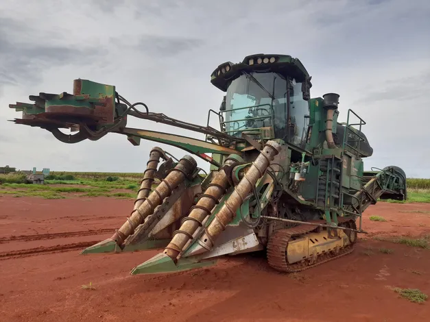 Usina Cerradinho realiza leilão de Máquinas e Implementos Agrícolas por lances a partir de R00