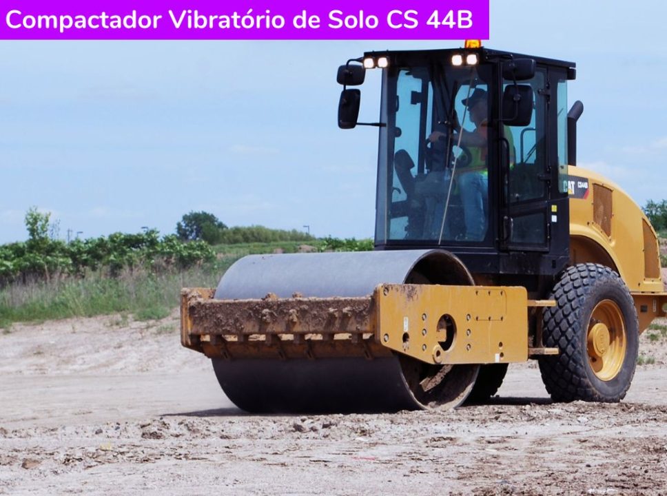 Catálogo Compactador Vibratório de Solo CS 44B Caterpillar