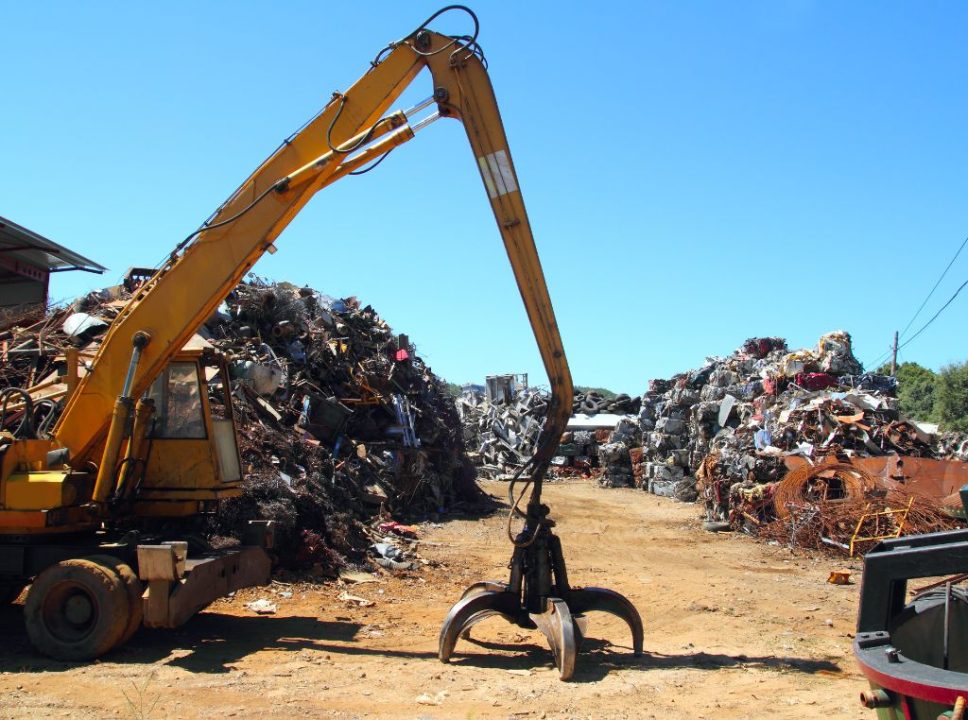 Como iniciar um negócio de reciclagem de sucata
