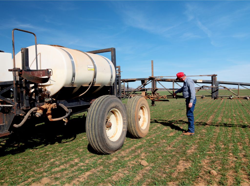 Como escolher pulverizador agrícola ideal para sua propriedade? Veja algumas dicas importantes com a Superbid