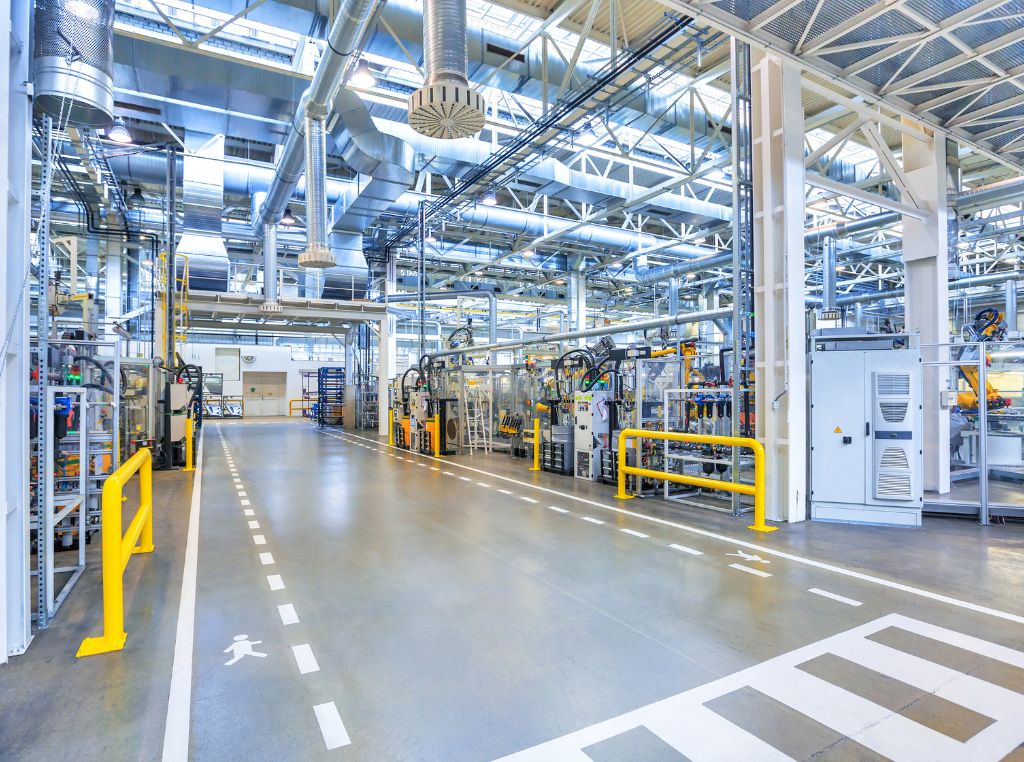 Enfrentar os desafios estruturais da cadeia automotiva exige uma combinação de planejamento estratégico, tecnologia e parcerias sólidas. 