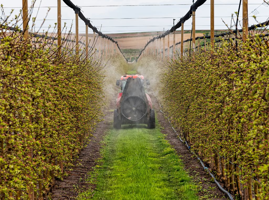 O futuro dos pulverizadores agrícolas está diretamente ligado à conectividade, automação e novos formatos de acesso à tecnologia.