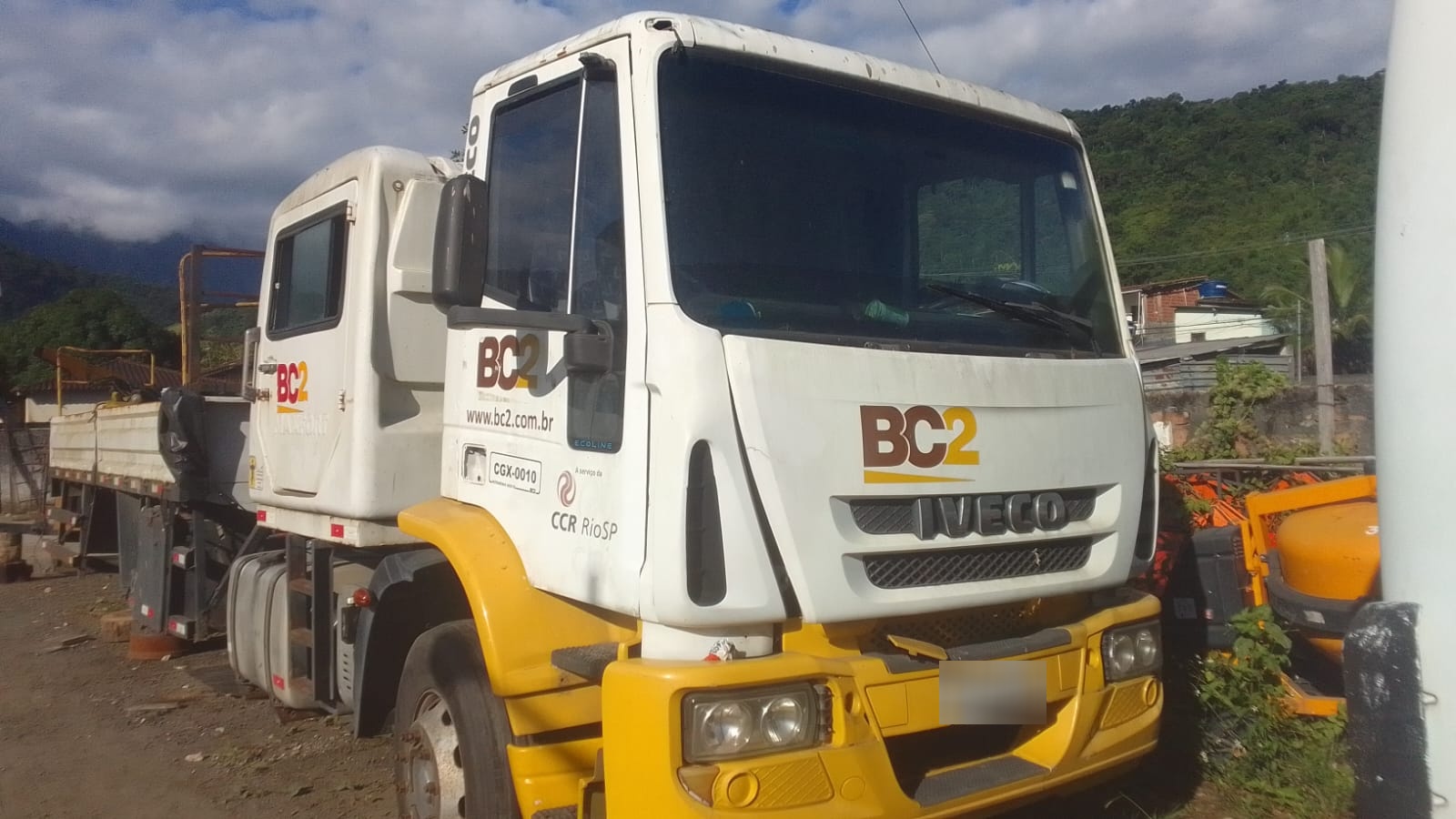 Leilão BC2 Construtora: Caminhões, Vans e Rolo Compactador com lances a partir de R$ 12 mil! Leilão BC2 Construtora: Caminhões, Vans e Rolo Compactador com lances a partir de R$ 12 mil!